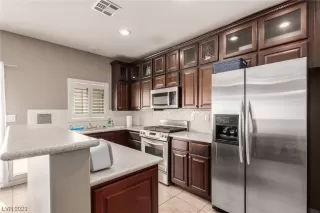 Photo #1: 2528516 Listing 