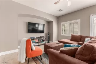 Photo #4: 2528516 Listing 