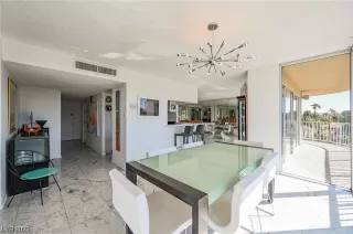 Photo #4: 2528549 Listing 