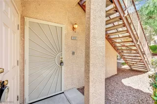 Photo #5: 2528557 Listing 