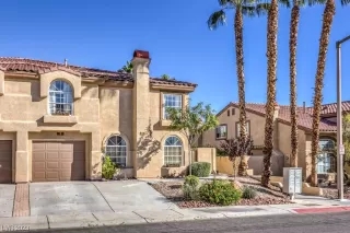 Photo #1: 2528566 Listing 