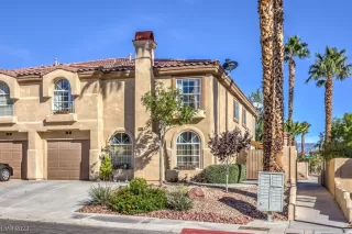 Photo #2: 2528566 Listing 