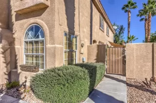 Photo #3: 2528566 Listing 