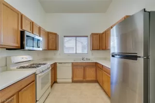 Photo #2: 2528575 Listing 