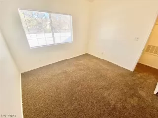 Photo #6: 2528605 Listing 