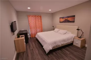 Photo #1: 2528610 Listing