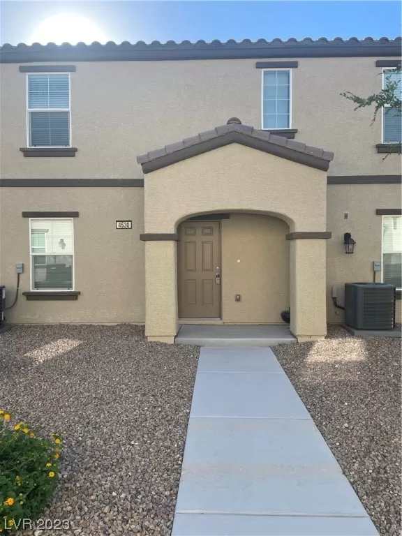 MLS: 2528693 Condo For Sale