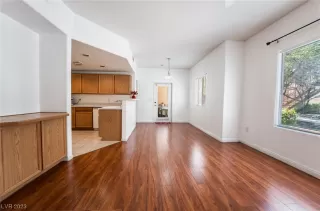 Photo #3: 2528734 Listing 