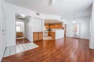Photo #4: 2528734 Listing 