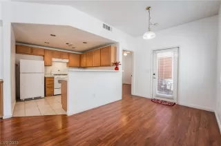 Photo #6: 2528734 Listing 