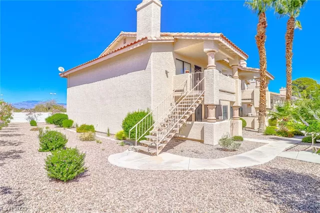 MLS: 2528747 Condo For Sale