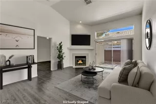 Photo #2: 2528791 Listing 