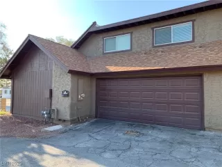 Photo #4: 2528798 Listing