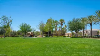 Photo #5: 2528800 Listing 