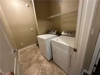 Photo #5: 2528846 Listing 