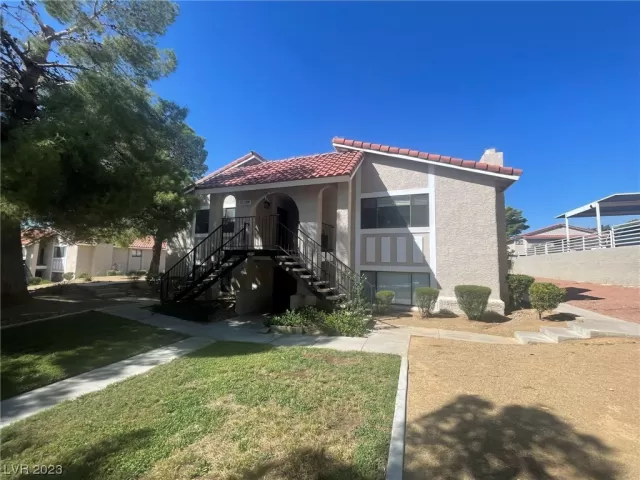 MLS: 2528849 Condo For Sale