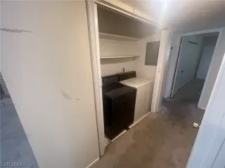 Photo #4: 2528849 Listing