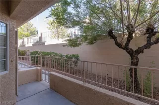 Photo #2: 2528859 Listing 