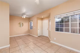 Photo #4: 2528859 Listing 