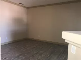 Photo #2: 2528864 Listing 