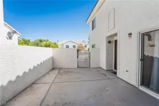 Photo #4: 2528887 Listing 