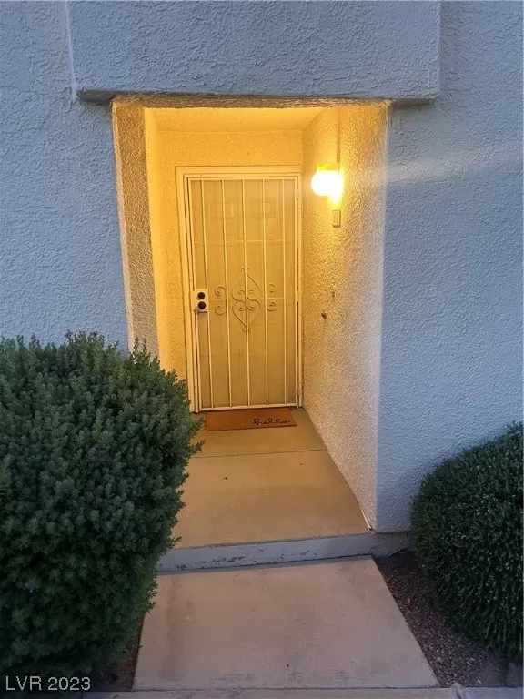 MLS: 2528888 Condo For Sale