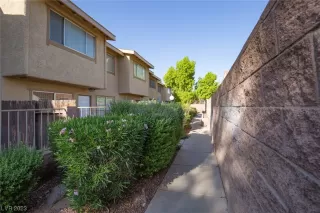 Photo #4: 2528922 Listing 