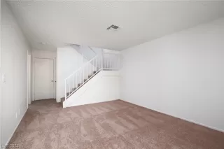 Photo #6: 2528922 Listing 