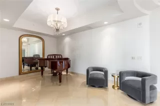 Photo #3: 2528931 Listing 