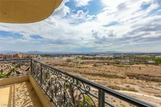 Photo #6: 2528931 Listing 