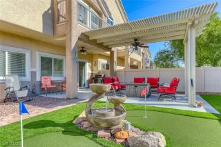 Photo #5: 2528974 Listing