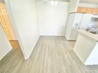 Photo #3: 2528975 Listing 