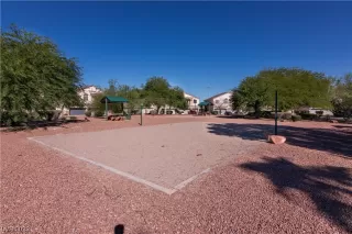 Photo #3: 2528976 Listing 