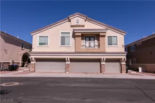 Photo #6: 2528976 Listing 