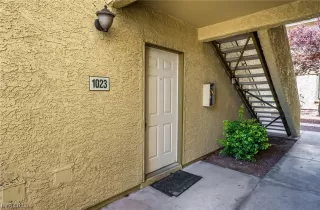 Photo #2: 2528978 Listing 