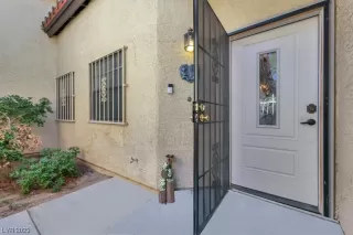 Photo #2: 2529032 Listing