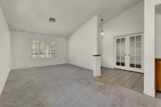 Photo #4: 2529032 Listing