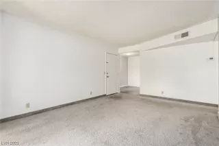 Photo #4: 2529039 Listing 