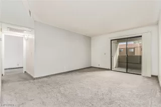 Photo #6: 2529039 Listing 