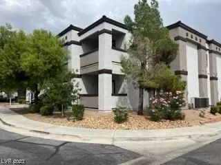 Photo #2: 2529052 Listing