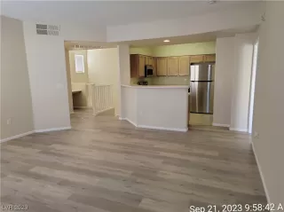 Photo #4: 2529068 Listing 