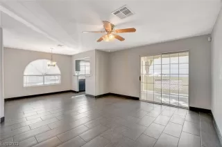 Photo #6: 2529072 Listing