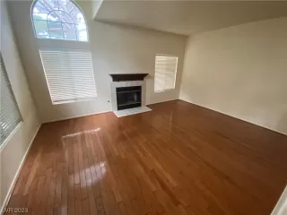 Photo #2: 2529077 Listing 