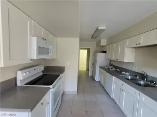 Photo #5: 2529079 Listing 