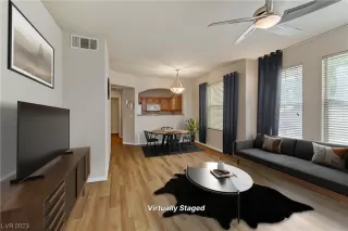 Photo #5: 2529082 Listing