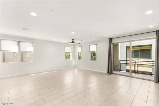 Photo #3: 2529109 Listing