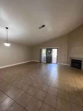 Photo #4: 2529144 Listing 