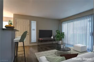 Photo #6: 2529152 Listing 