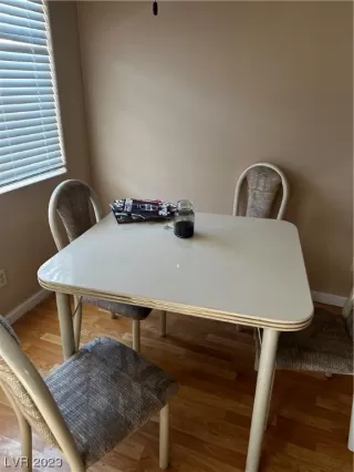 Photo #2: 2529177 Listing