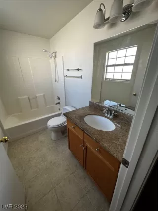 Photo #5: 2529177 Listing